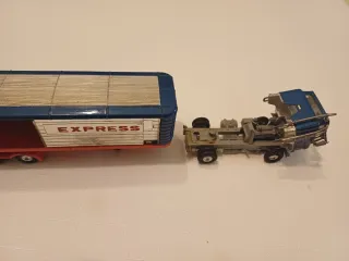 Modello Corgi Major 1137 Camion Express Service