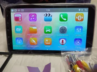 Pantalla de coche, un Din. Android CarPlay