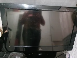 Televisores LG y tcl