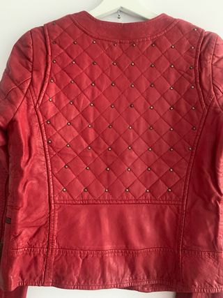 Cazadora motera Zara piel