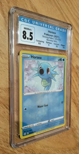 CARTA POKÉMON HORSEA 8.5 CGC SHINING FATES 2021
