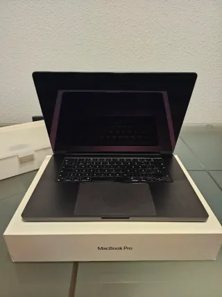 MacBook Pro M4 Pro 16,2" / 24GB RAM