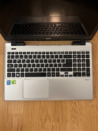 Acer Aspire V3-572G i7 8GB Plata