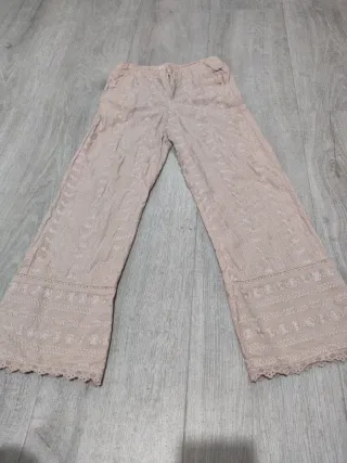 Pantalón niña beige encaje