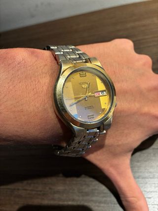 Seiko 5 automático vintage dorado Day-Date
