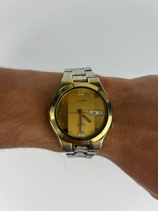 Seiko 5 automático vintage dorado Day-Date