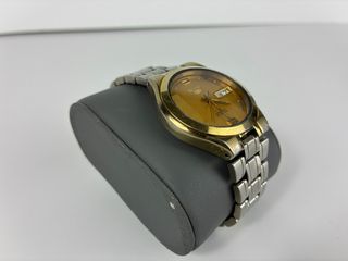 Seiko 5 automático vintage dorado Day-Date