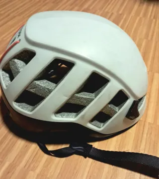 Casco Petzl METEORA