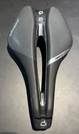 Sillín Prologo Dimension 143