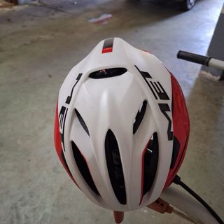 Casco MET RIVAL E