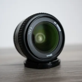 Objetivo Nikon 28mm f/2.8D