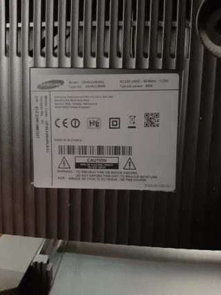 Televisor pantalla curva color negro