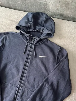 Sudadera Nike con cremallera y capucha Talla S