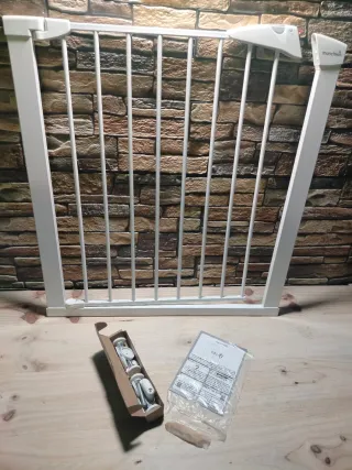 MUNCHKIN MAXI-SECURE Puerta de seguridad 76-82 cm