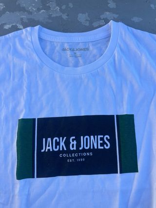 Camisetas Jack & Jones (Blancas y Negras)