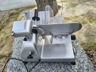 Cortadora de fiambre profesional H.Koenig