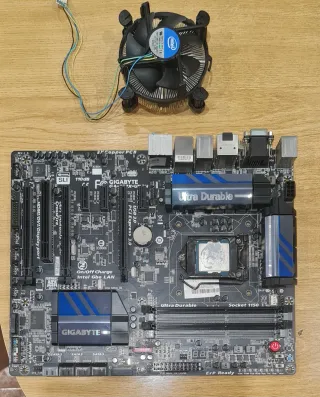 Placa Base Gigabyte Socket 1150 + CPU + Disipador