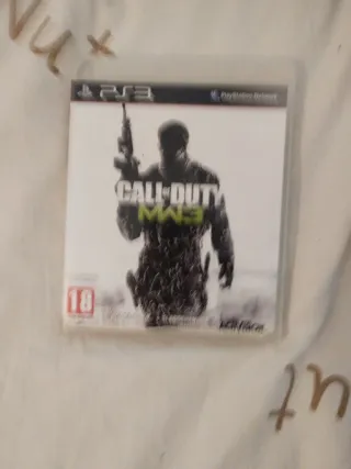 PS3 Slim 160GB Negra + Mando y Juegos