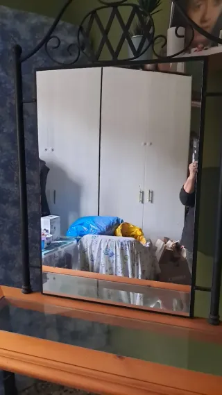 Mueble recibidor con espejo y cristal. 98x39x75cm.