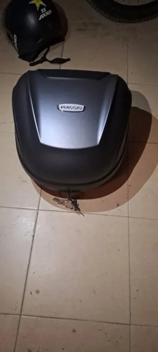 Baúl Piaggio Liberty 2022 precio negociable,nuevo