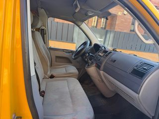 Volkswagen Transporter T5 2005