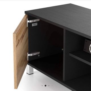 Vendo hermoso mueble de tv italiano.