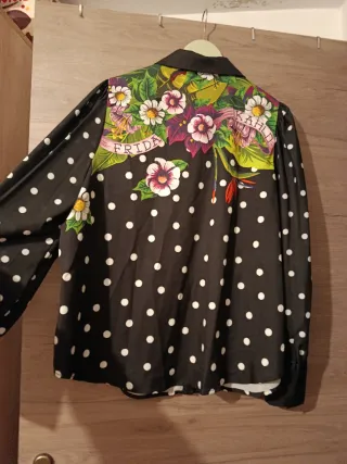 Camisa Frida Kahlo con lunares