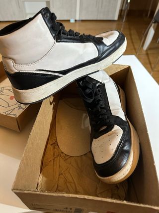 Botas Cuero Pull&Bear Negras y Blancas