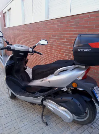 Kimco Bet&Win 250 Scooter Automática