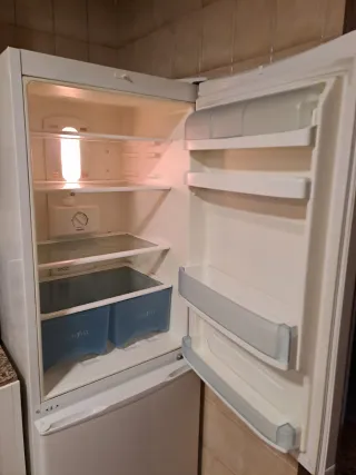 Frigorífico Combi Daewoo Blanco