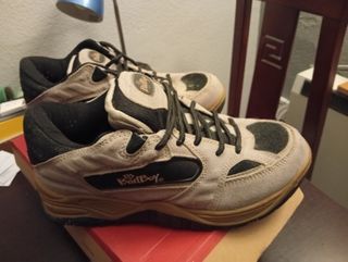 Zapatillas Bad Boy Beige y Negro