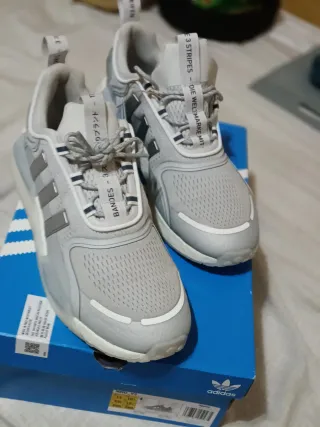 Adidas NMD V3 Gris/Blanco