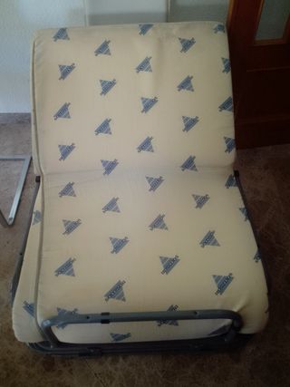 Cama plegable con colchón y funda