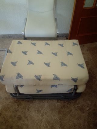 Cama plegable con colchón y funda
