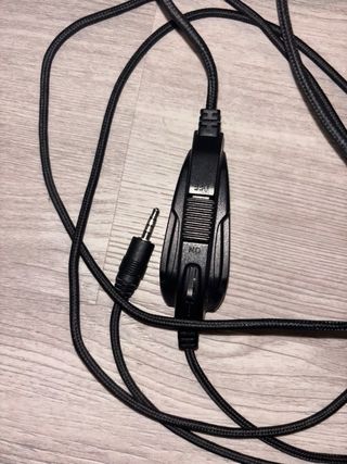 Auriculares gaming PC/PS4/PS5 negros y rojos