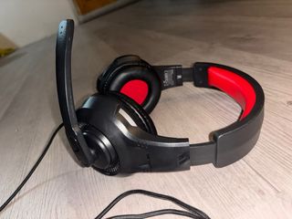 Auriculares gaming PC/PS4/PS5 negros y rojos