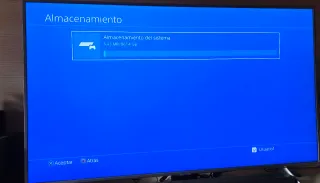 PS4 Slim 1TB Negra + Mando y Cables,