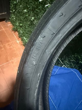 Rueda Pirelli diablo superbike