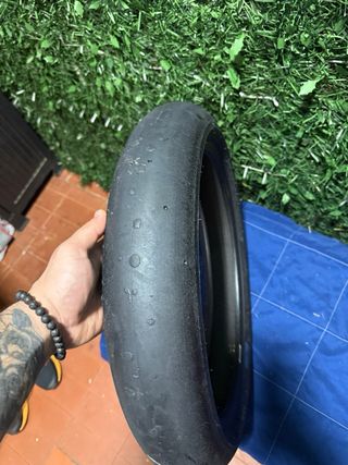 Rueda Pirelli diablo superbike