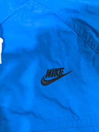 Chubasquero Nike Azul