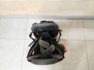 Mochila portabebés senderismo