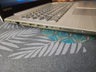 Portátil Lenovo IdeaPad 330-15IKB