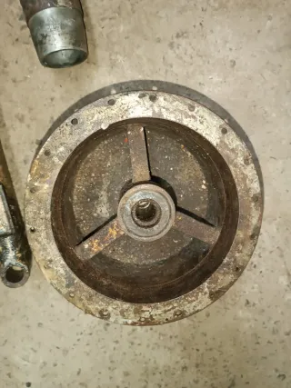 Horquilla y buje moto antigua