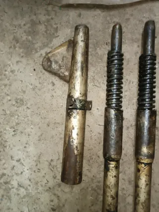 Horquilla y buje moto antigua