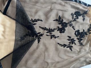 Falda Marella encaje negro