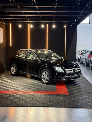 Mercedes-Benz GLA 2016