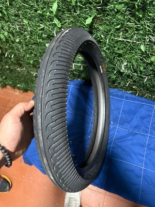 Rueda Pirelli Diablo Rain
