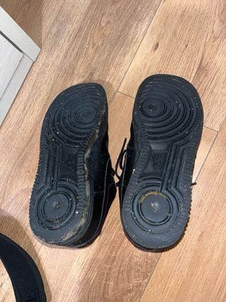 Nike Air Force 1 Negras Usadas