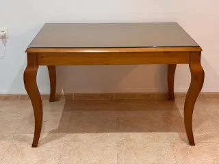 Mesa de salón y recibidor