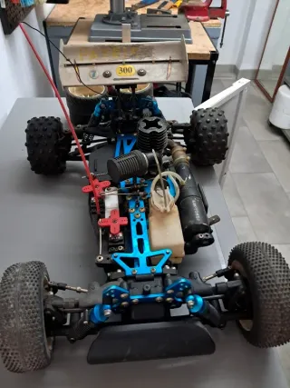 Macchinina con motore a scoppio